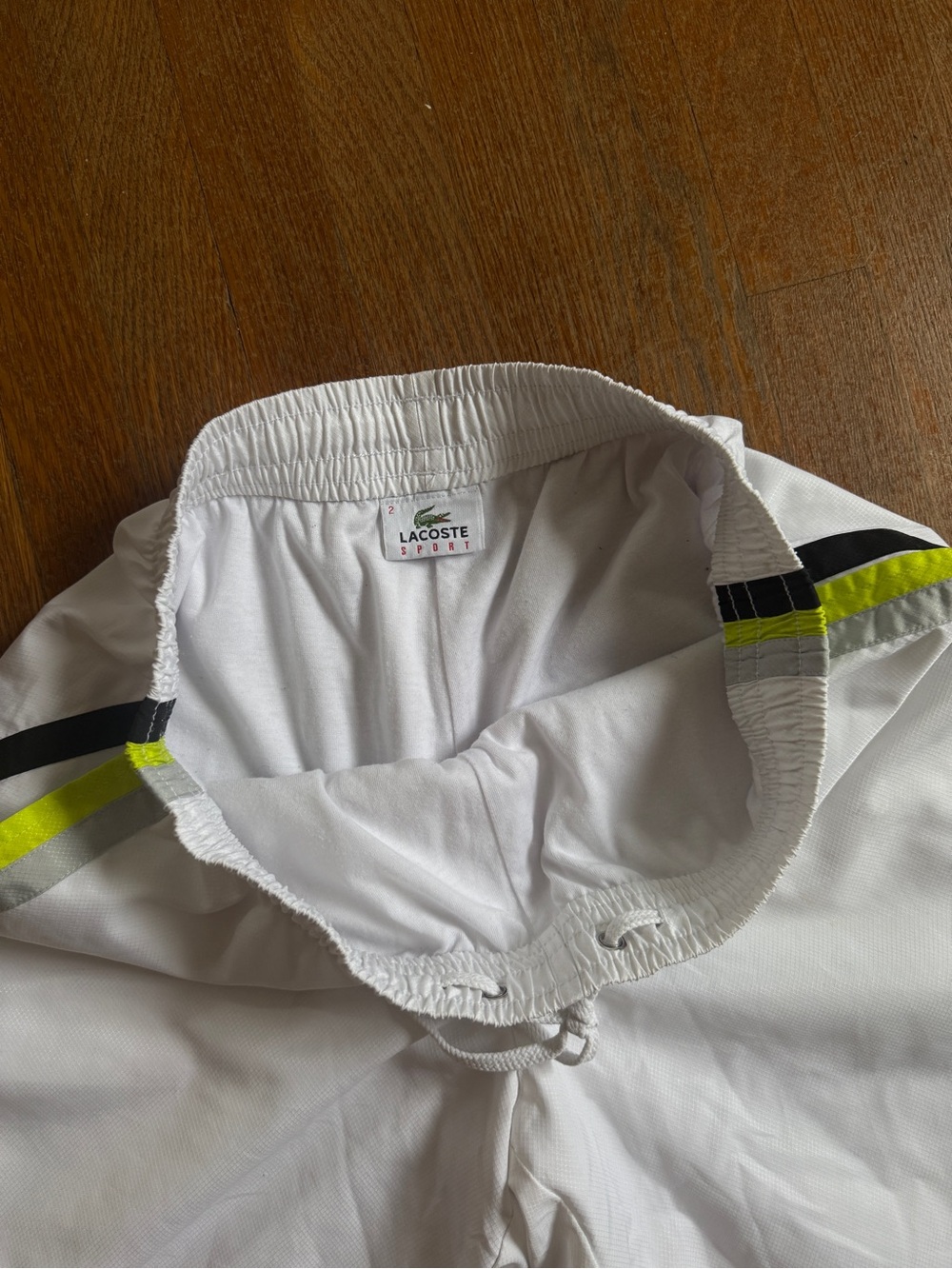 Lacoste athletic shorts - Picture 7 of 8